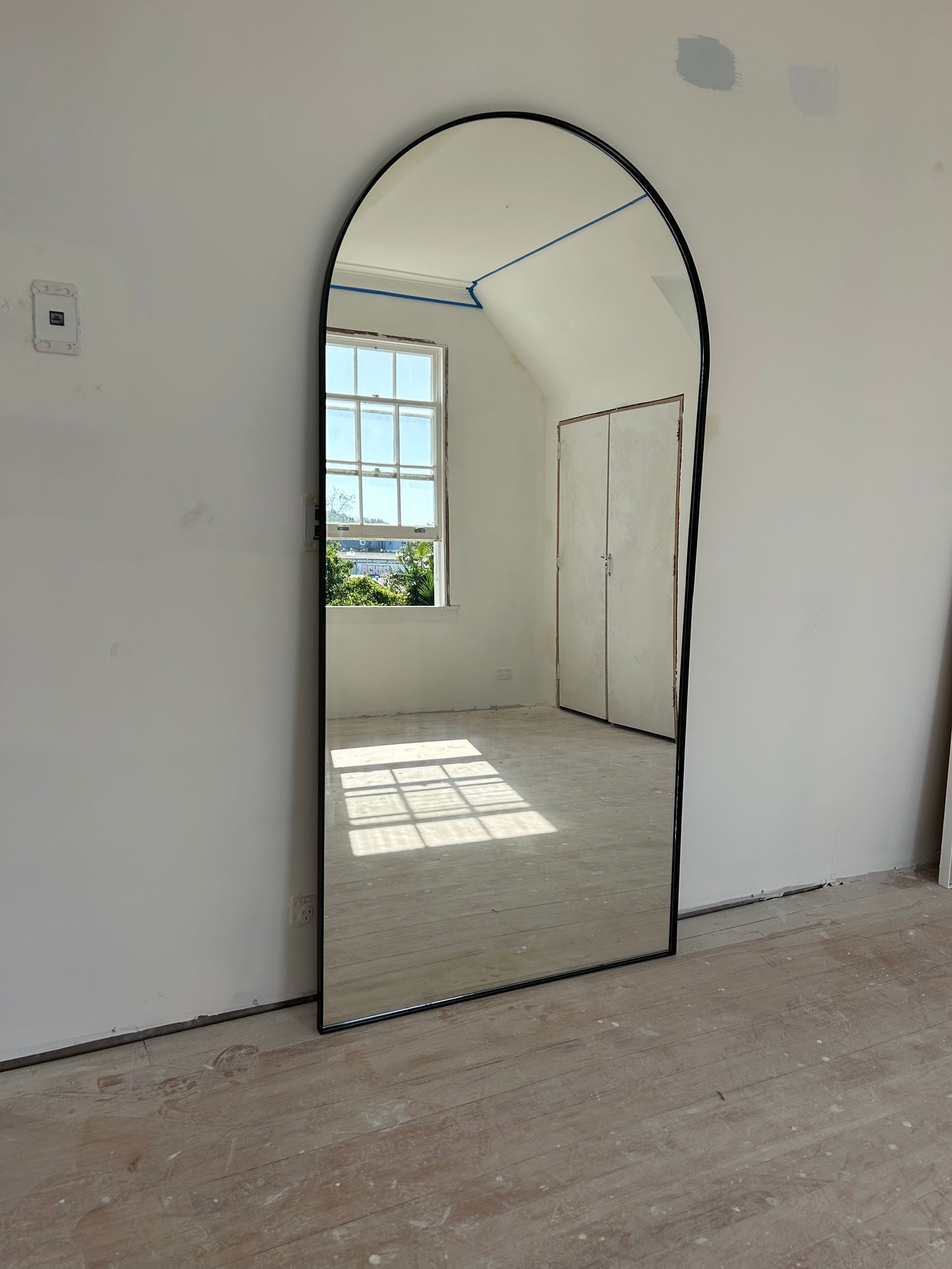 Framed arch mirror 1850mm high by 900mm wide